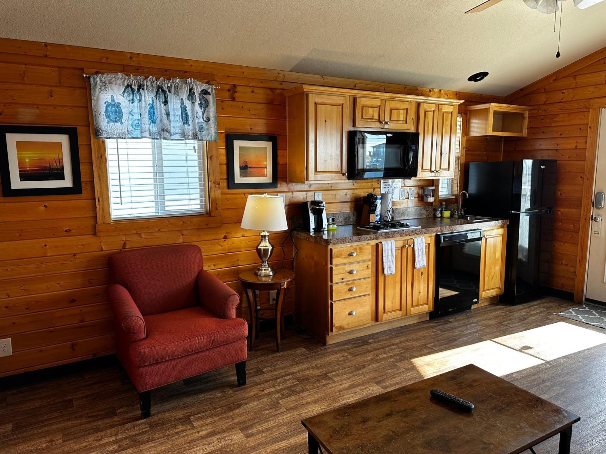 Westport Marina Cottages エクステリア 写真