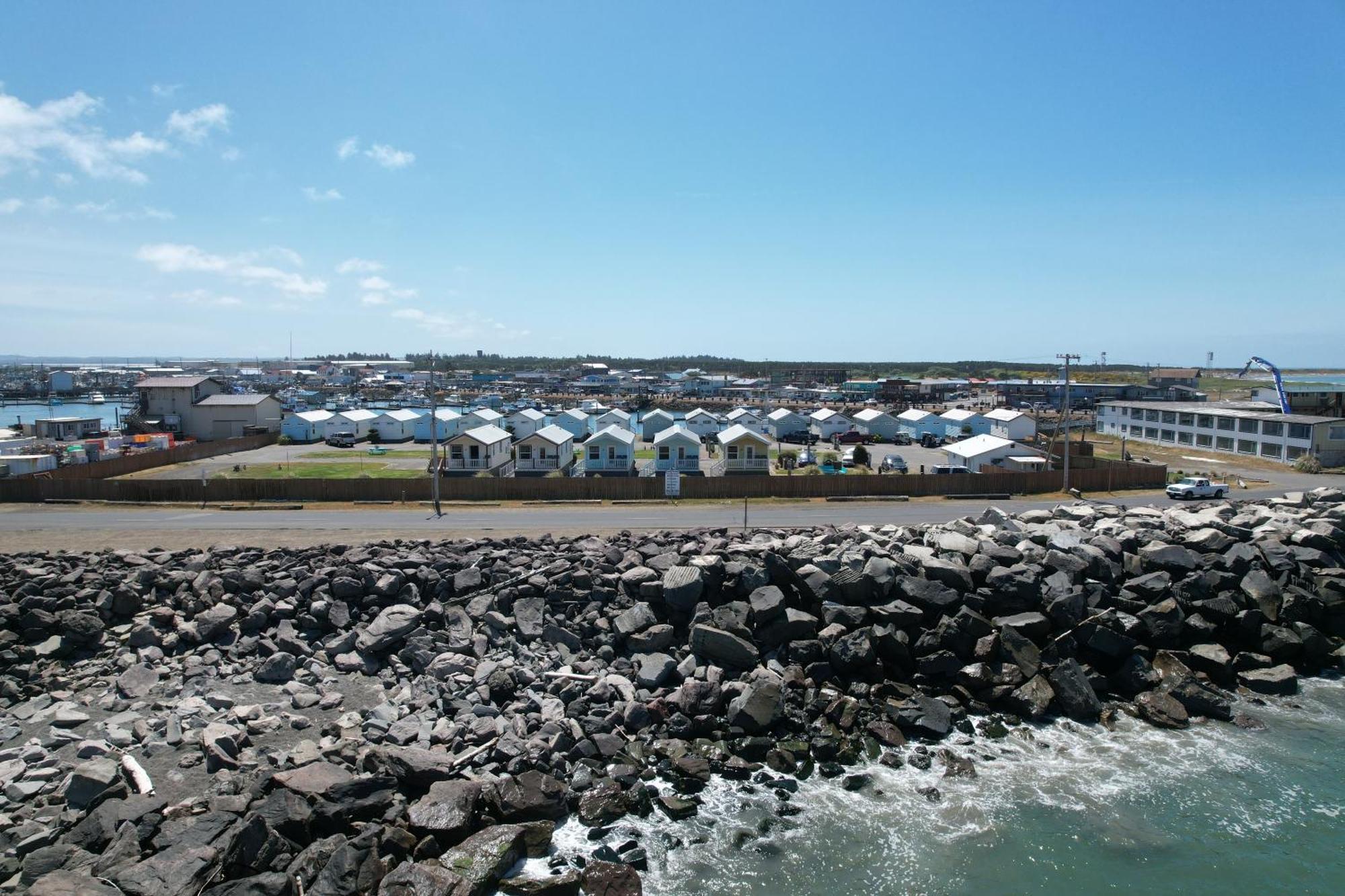 Westport Marina Cottages エクステリア 写真